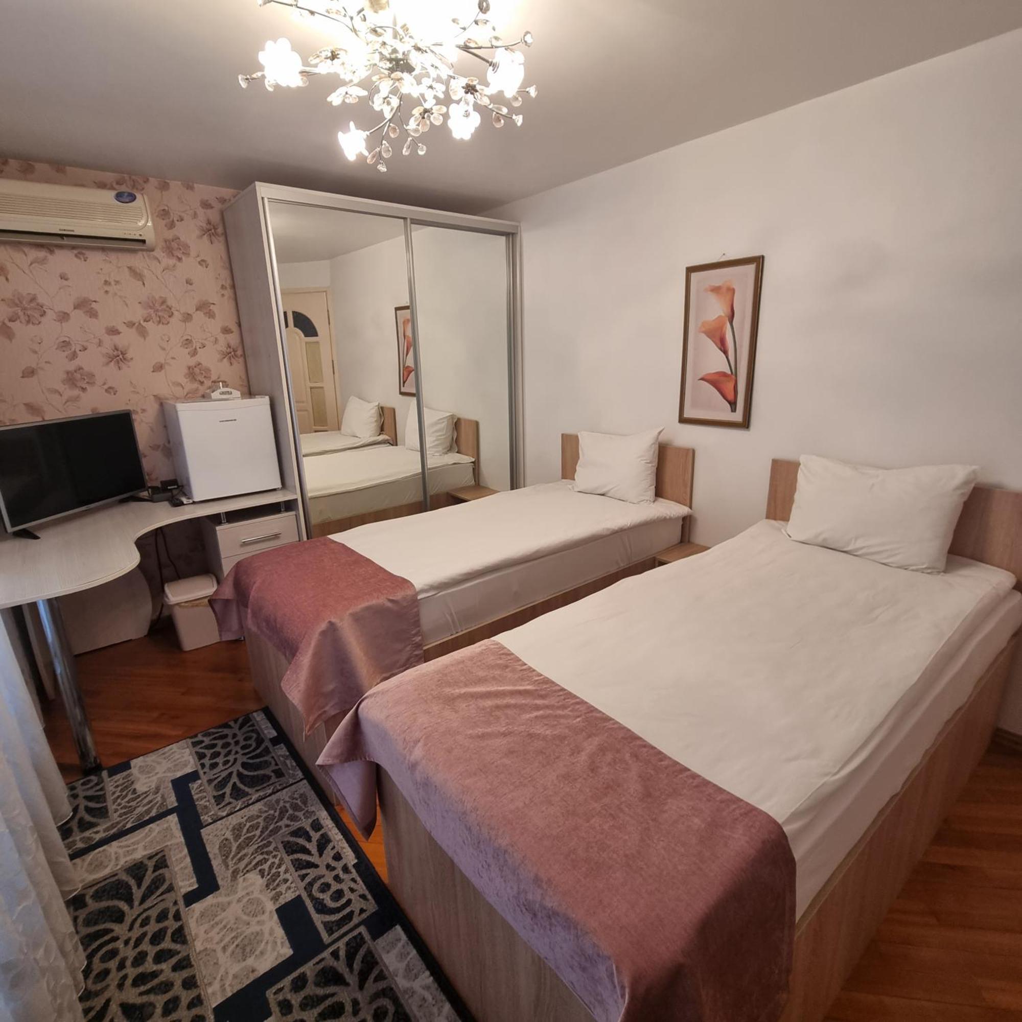 Hotel Home Sweet Home Chisinau Exterior foto