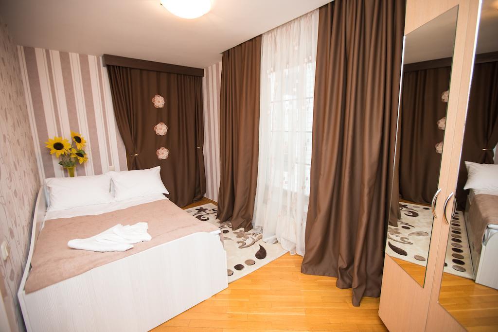 Hotel Home Sweet Home Chisinau Quarto foto