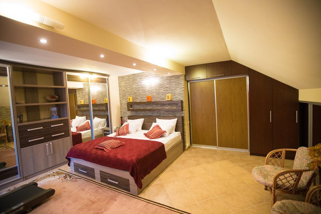 Hotel Home Sweet Home Chisinau Quarto foto